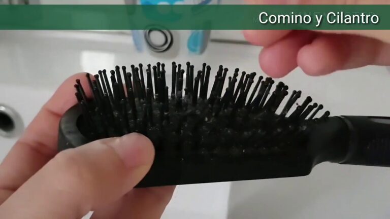 Trucos para limpiar cepillos del pelo